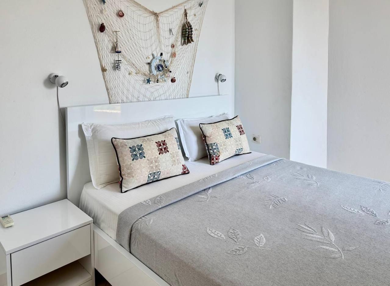 Del Mar Sea View Apartment Saranda Dış mekan fotoğraf
