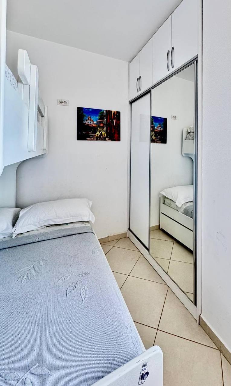 Del Mar Sea View Apartment Saranda Dış mekan fotoğraf